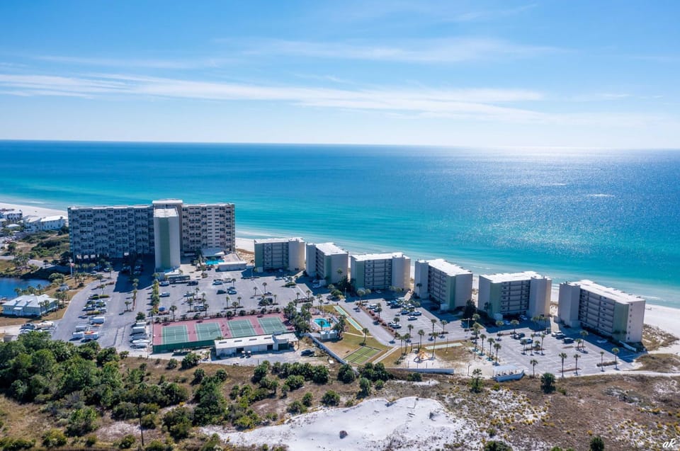 Natural landscape, Bird's eye view, Location