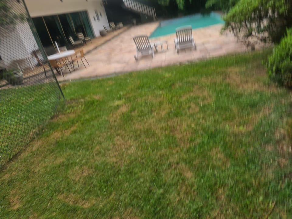 casa no Morumbi campo de futebol e piscina Villa in Sao Paulo City