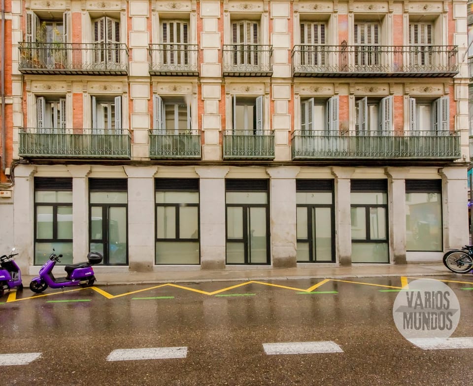 Property building, Facade/entrance