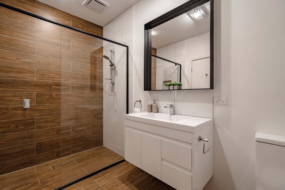 Shower, Bathroom