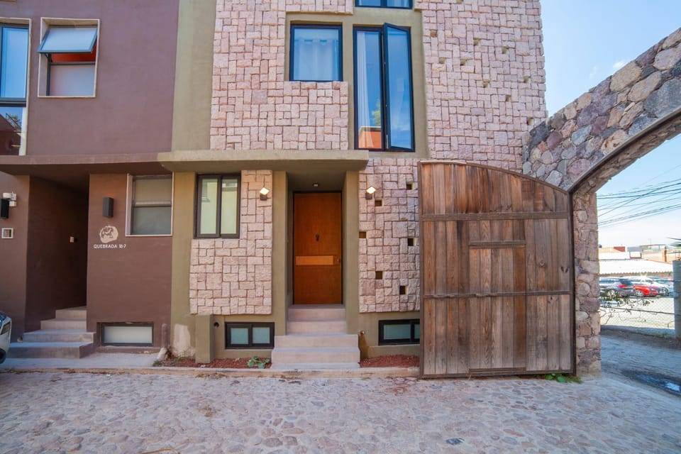 Casa Clemente House in San Miguel de Allende