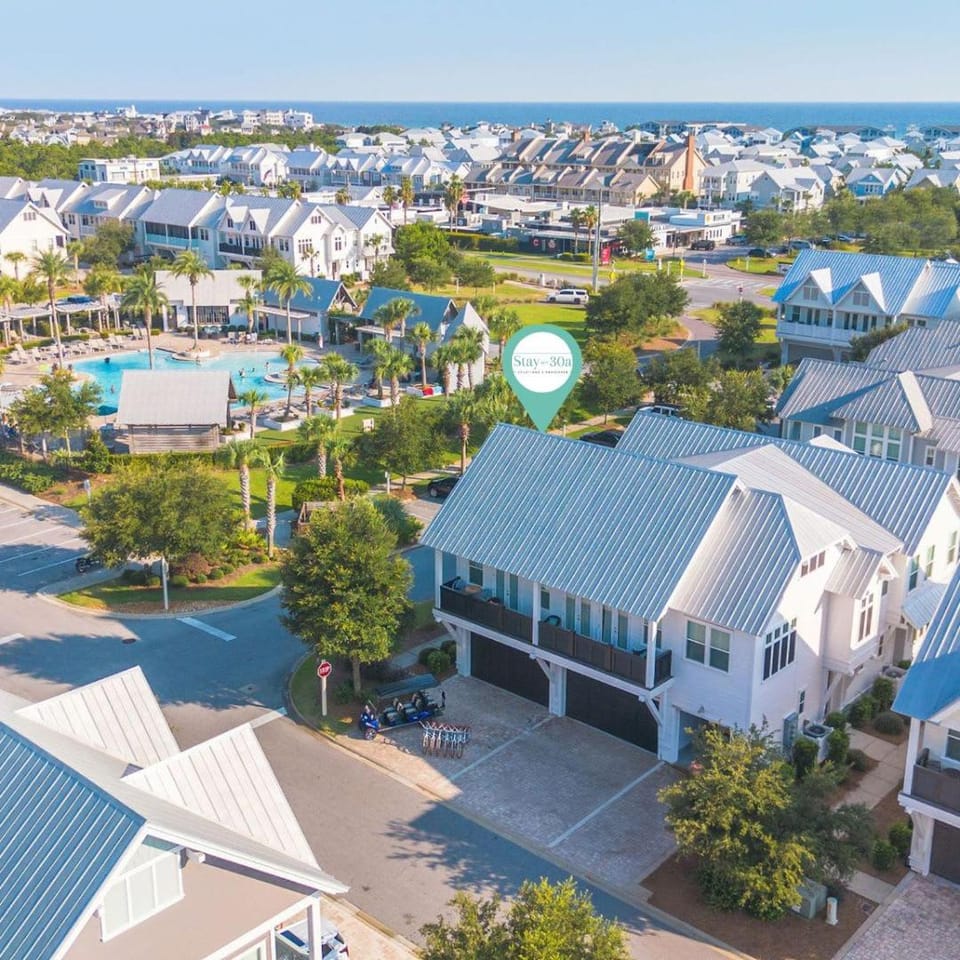 30A Seaside Escape by Stay on 30a - Pool, Bikes, Golf Cart House in South Walton County