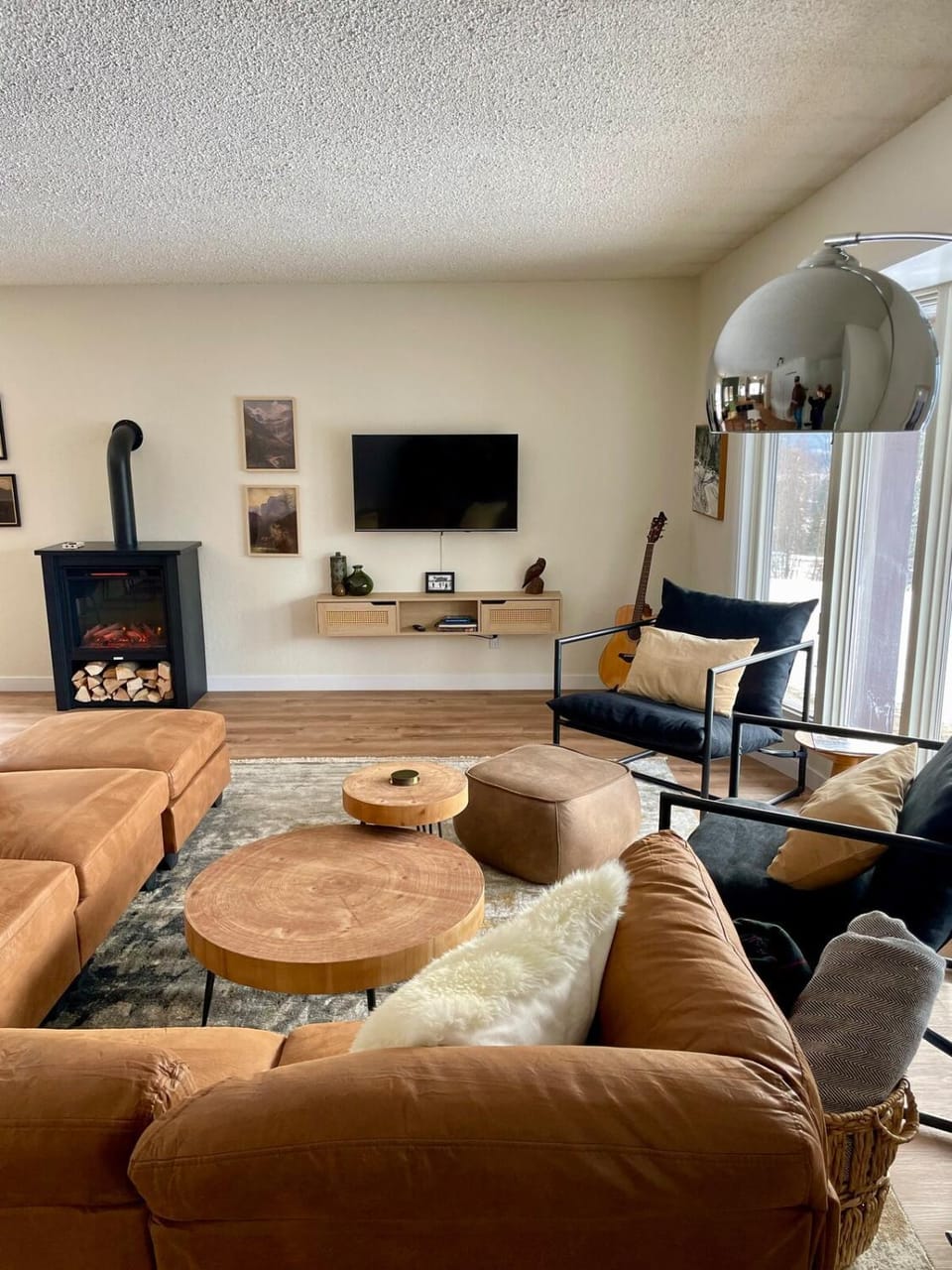 Communal lounge/ TV room, TV and multimedia, Living room