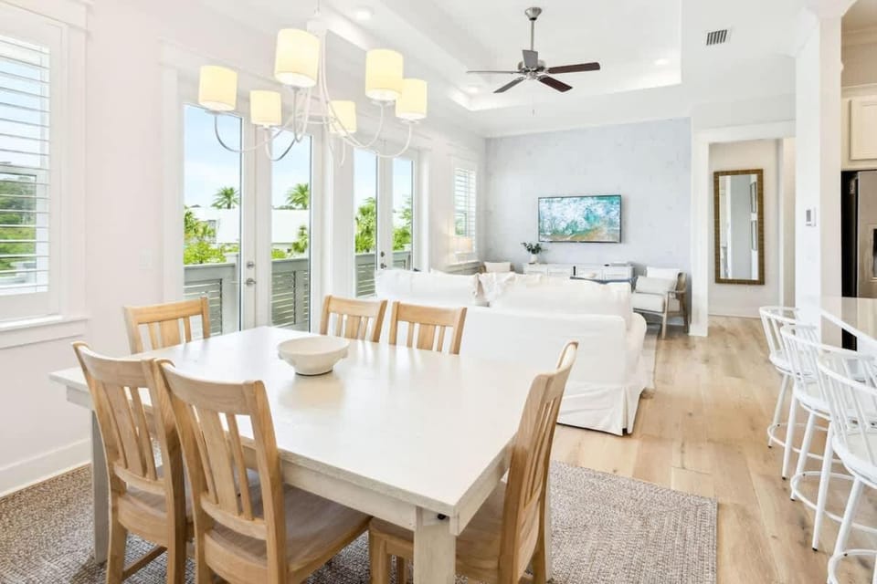 Anchored on 30a by Stay on 30a - Pool, Bikes, Golf Cart House in South Walton County