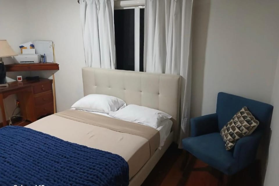 Dove Escapes -3 bdrm Home in Riversdale Villa in Stann Creek District