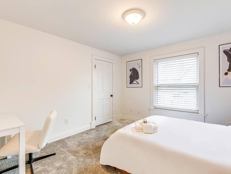 Upscale Historic Home near Downtown, Hall of Fame, Beach, Arenas House in Ohio City