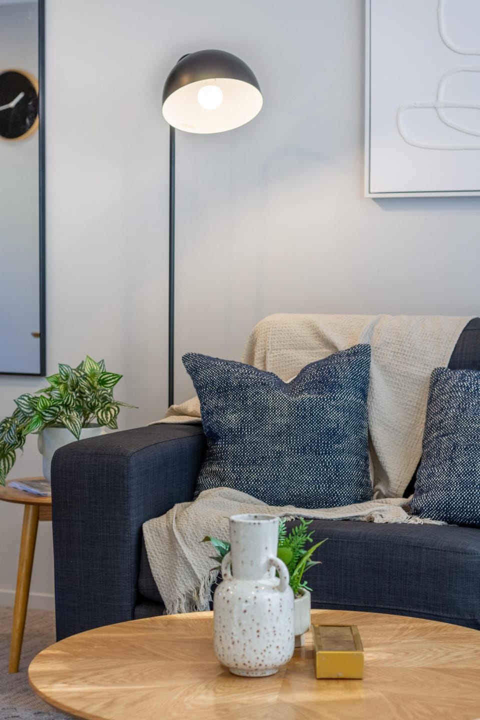 Living room, Seating area