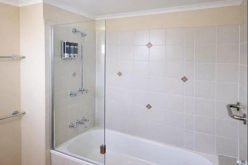Modern Waterfront Townsville Studio Near Palmer Street & Marina Apartment in Townsville