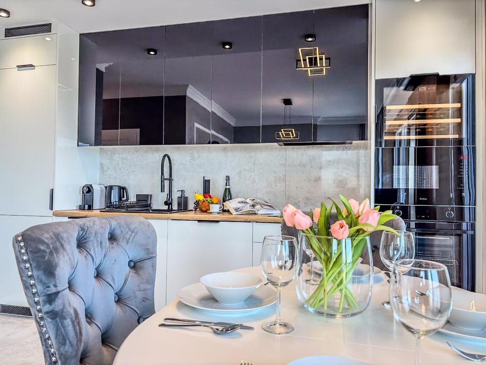 APARTAMENT e&m Prestige-15 Piętro Global Luxury Sky View Katowice Apartment in Poland