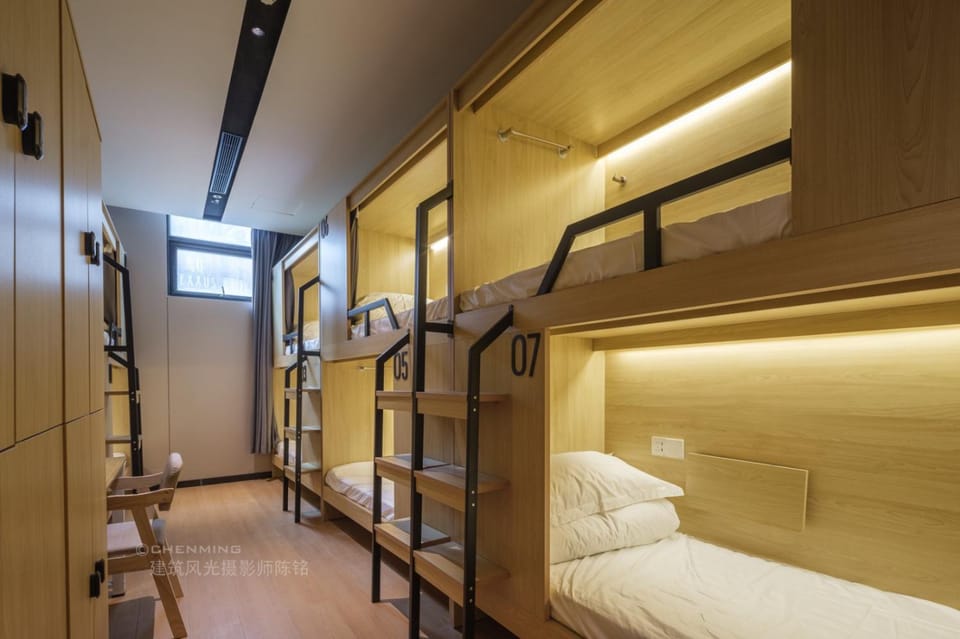 bunk bed