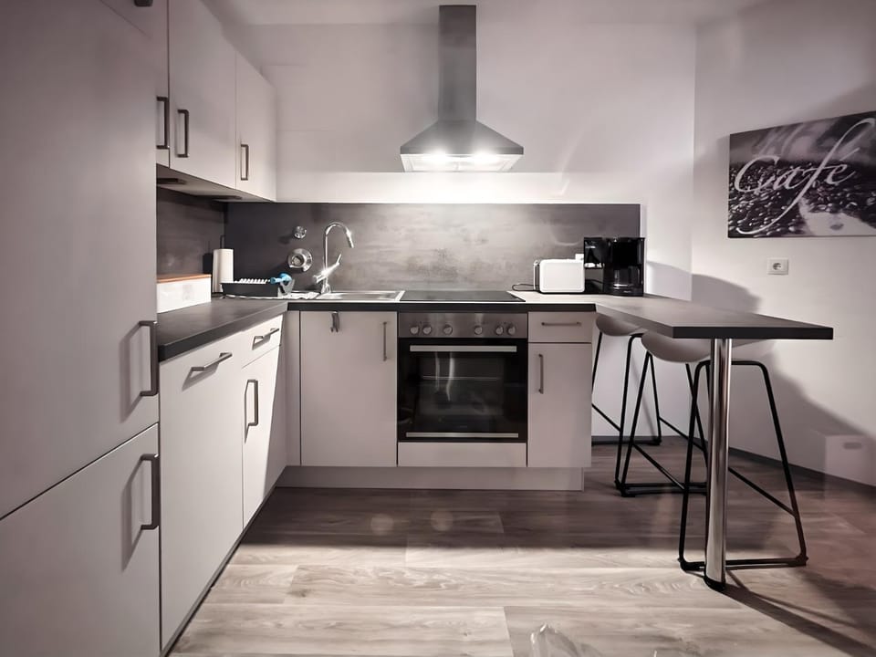 Kitchen or kitchenette, Living room