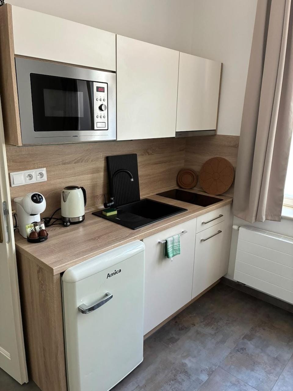 Pearl Bee Deluxe Suites Apartment in Czechia