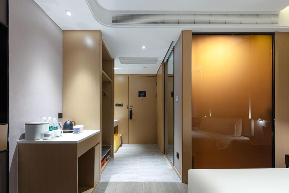 Atour Hotel Xiamen Wuyuanwan Wanda Plaza Hotel in Xiamen