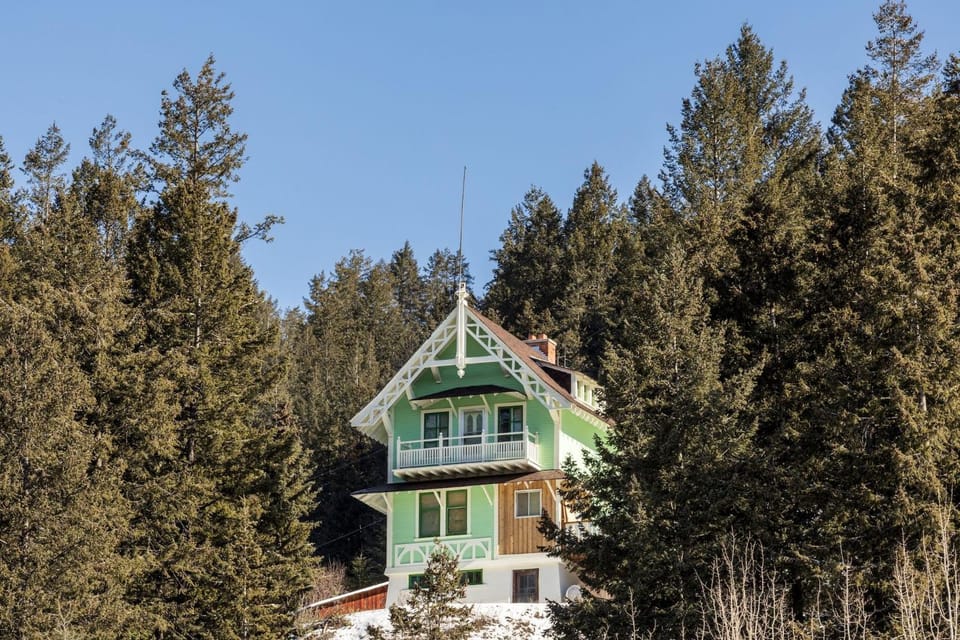Edelweiss Village & Resort – Chalet Ernest Feuz Chalet in Golden