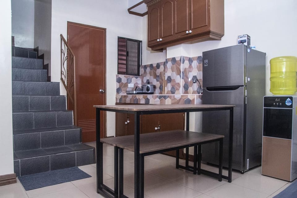 Townes Many Beds Home Near SM Lanang SMX Airport Samal Wharf House in Davao City