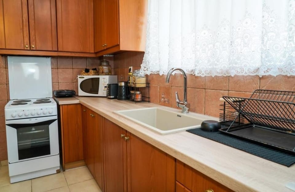 Kitchen or kitchenette, oven, stove, toaster
