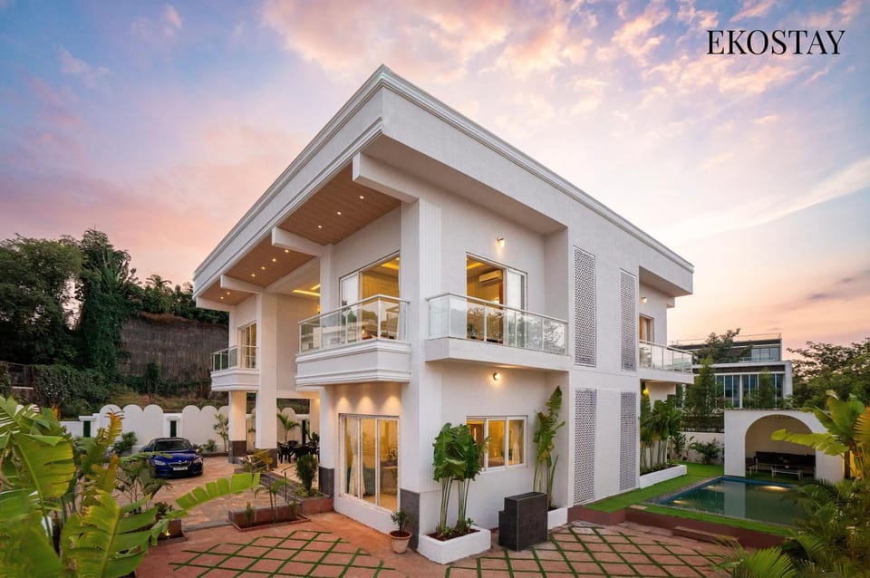 Property building, Spring, Day, Garden, Garden view, Parking