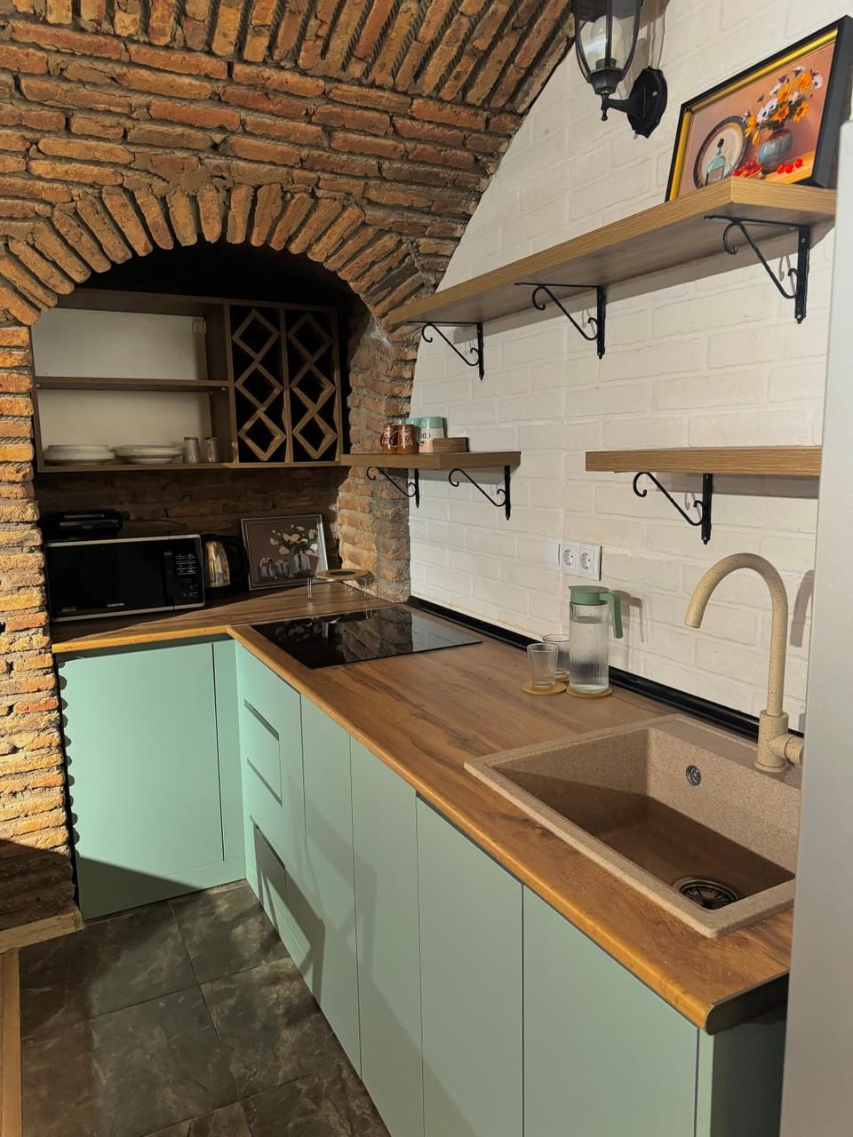 Kitchen or kitchenette