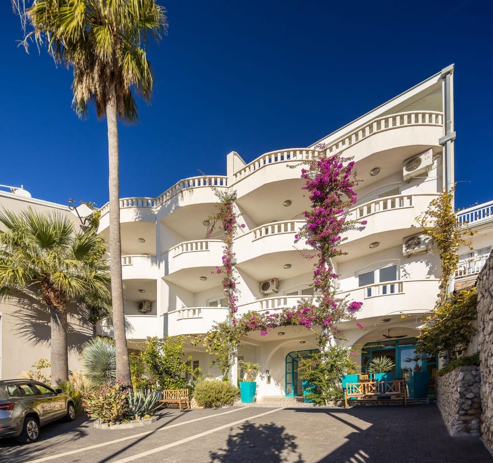 Apartments POLARIS Apartment in Baška Voda