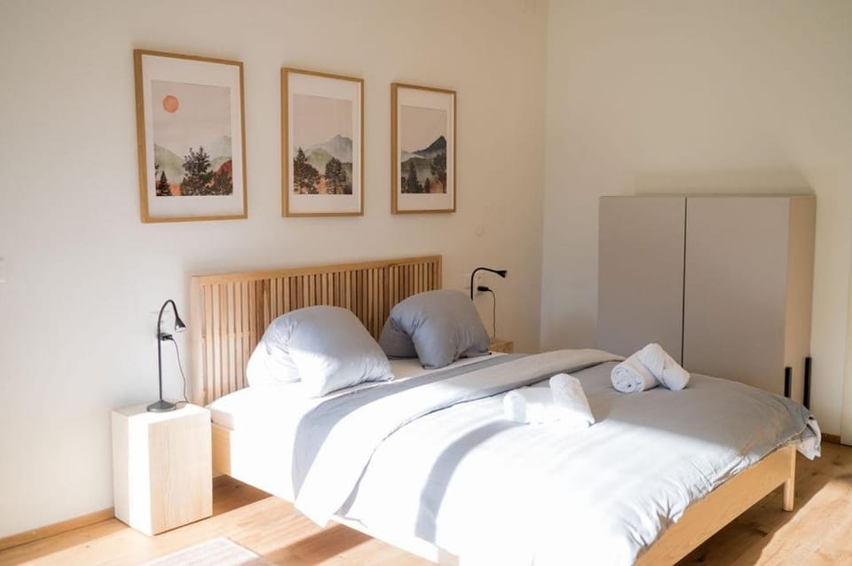 Bed, Photo of the whole room, Bedroom, wardrobe