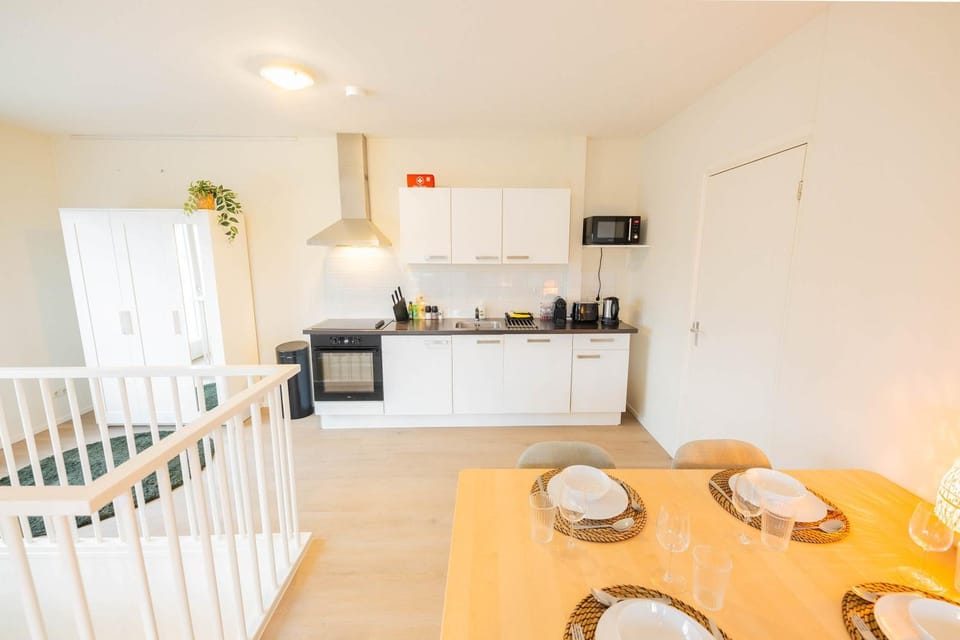 Royal 60m2 One Bedroom Apartment - VW140A Apartment in Eindhoven