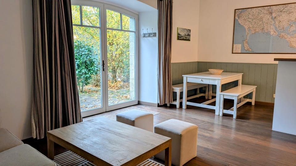 Magnifique longère, proche plages et Vannes centre Apartment in Séné