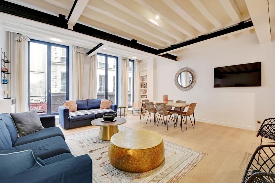 Communal lounge/ TV room, TV and multimedia, Living room, Seating area