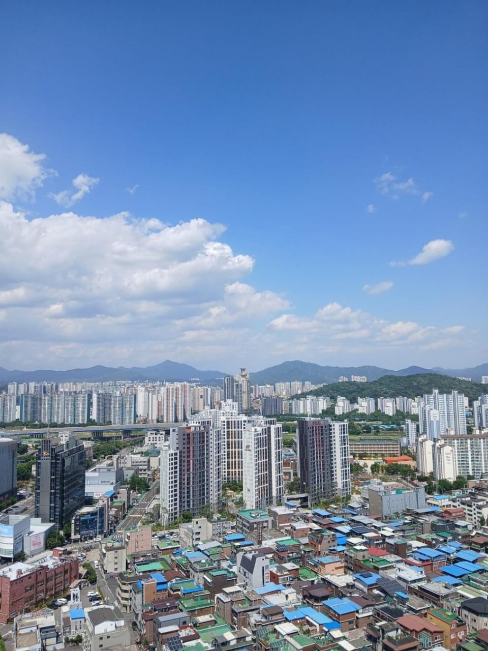 View (from property/room), City view, Mountain view