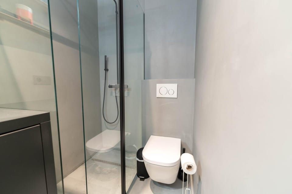 Old Town Diamond, adorable sunny apartment with AC Apartment in Nice