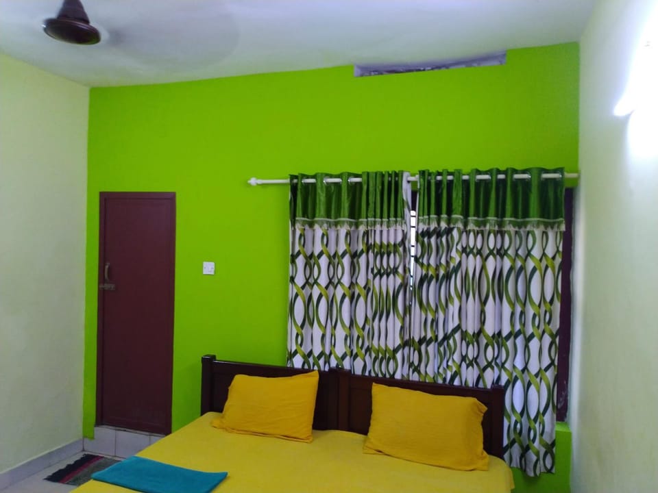 Anju home for Tourists Hotel in Thiruvananthapuram