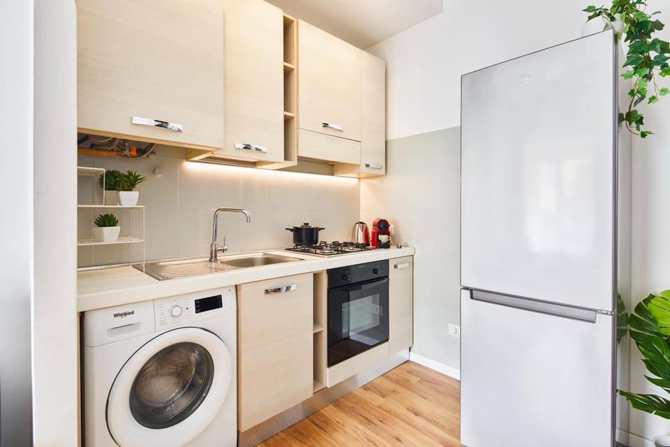 Kitchen or kitchenette, oven, stove