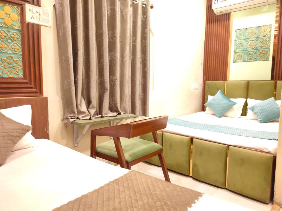 Flexistays Nagpur Hotel in Maharashtra