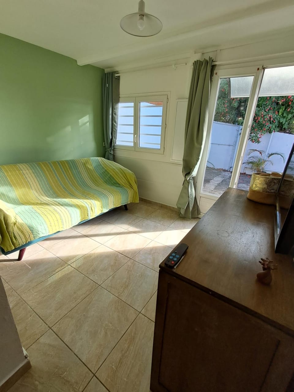 Facade/entrance, Living room, Seating area