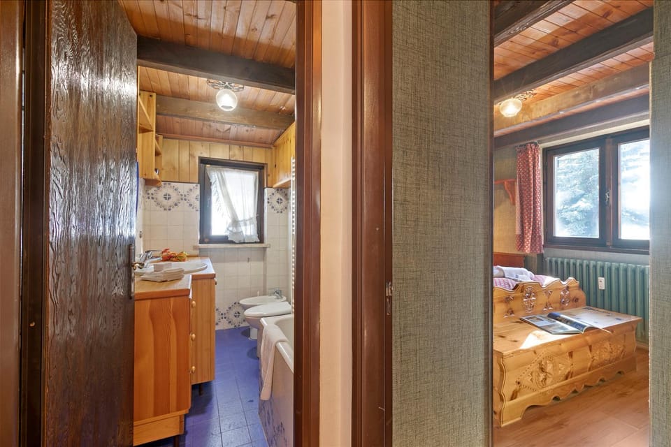 Bathroom, Bedroom