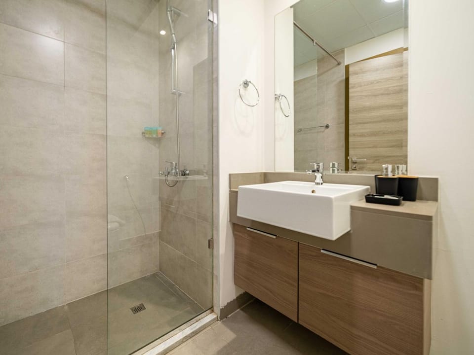 Bathroom, towels