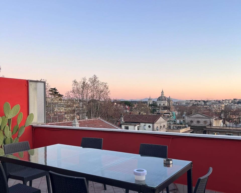 View (from property/room), Balcony/Terrace, Lunch
