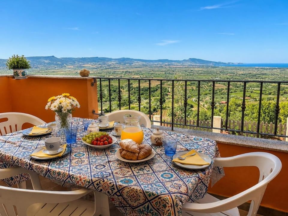 Greta's House Apartment in Sardinia