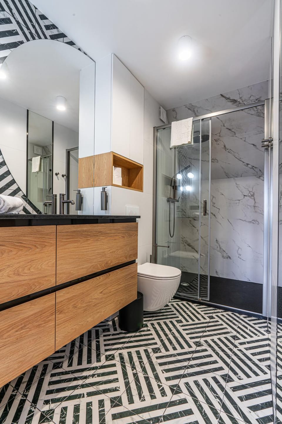 Shower, Toilet, Bathroom
