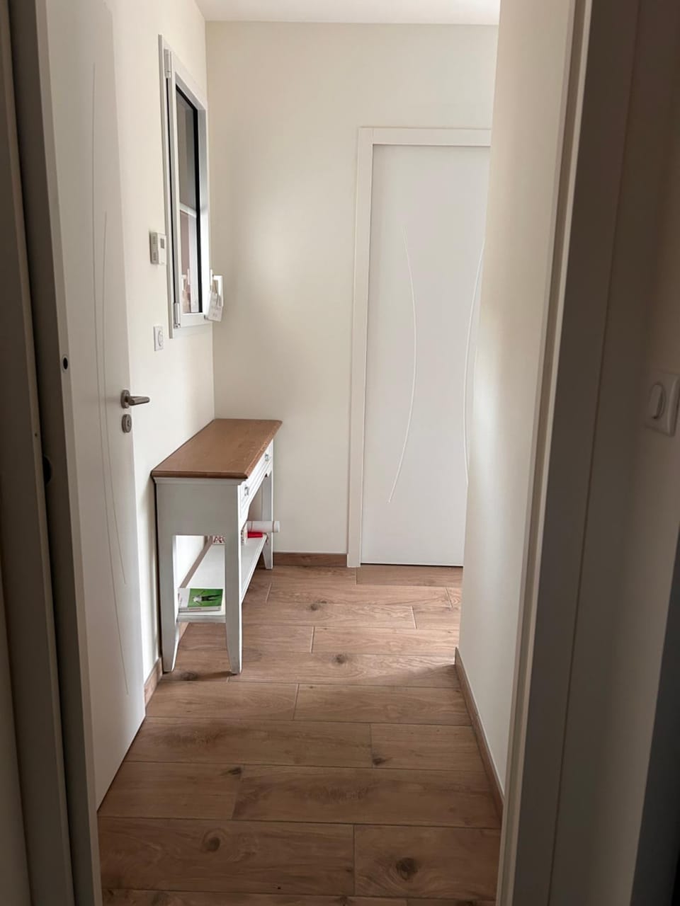 Bedroom, wardrobe