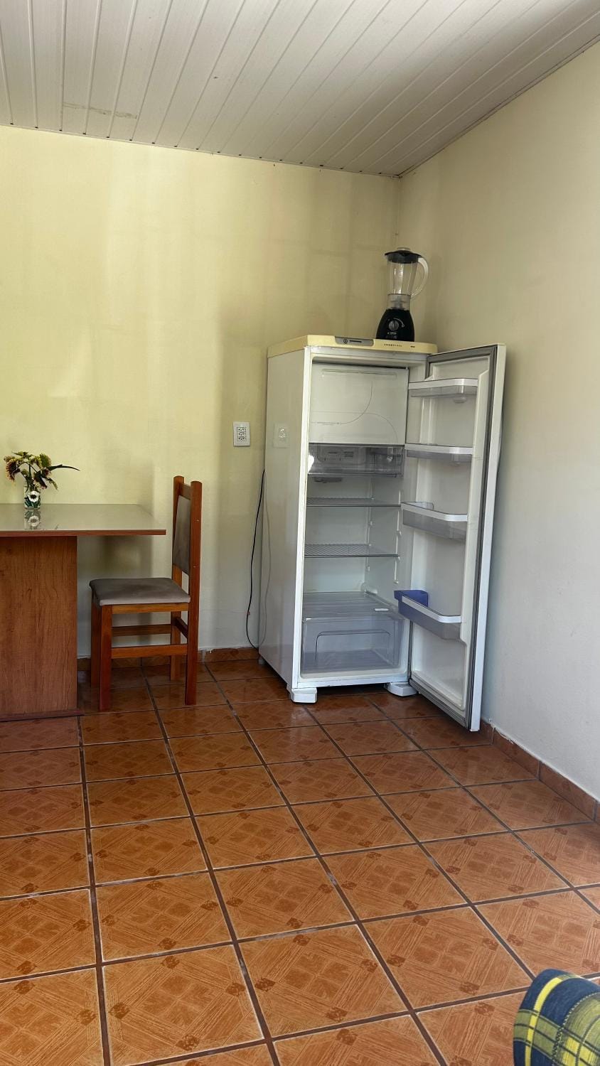 Kitnet 1 - Caminhos da Joaquina Bed and Breakfast in Florianopolis