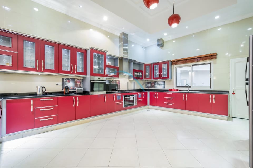 Kitchen or kitchenette, oven, stove, toaster
