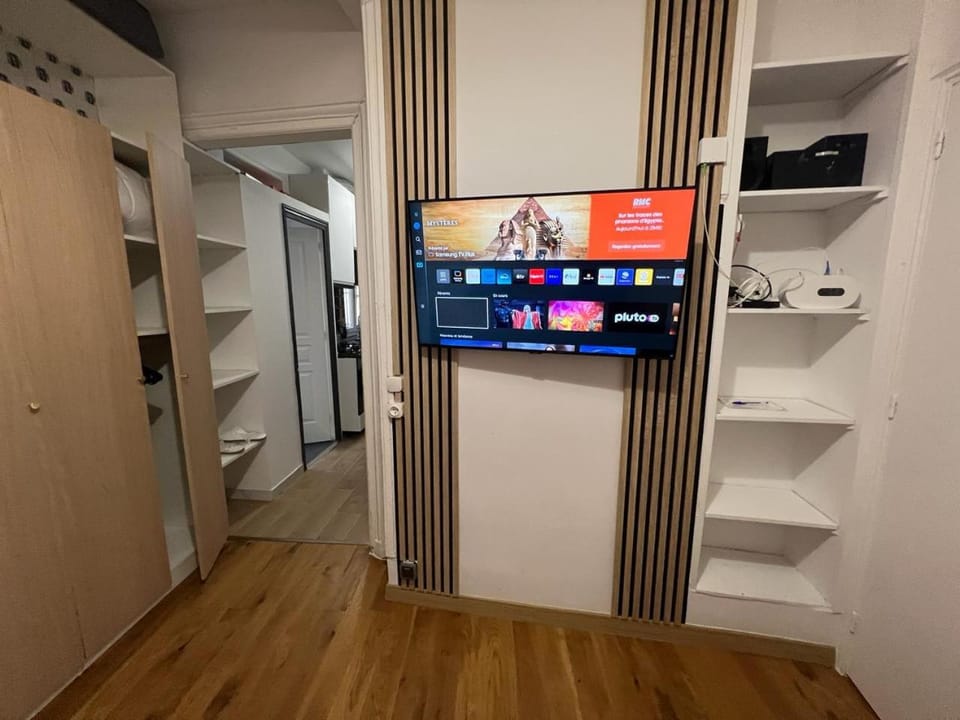TV and multimedia, Living room, internet