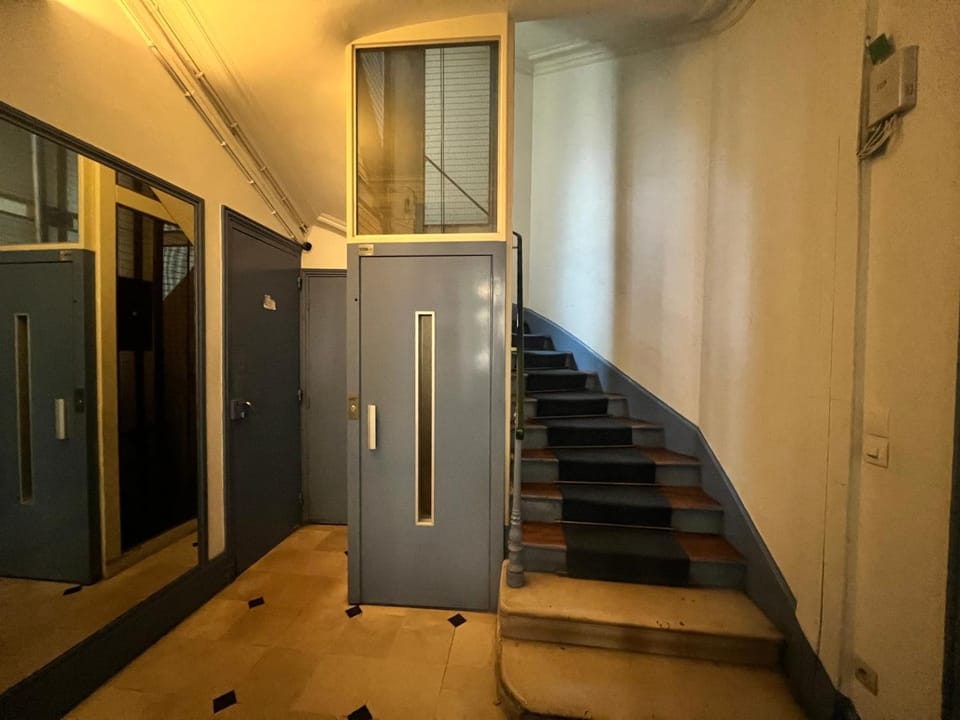 elevator