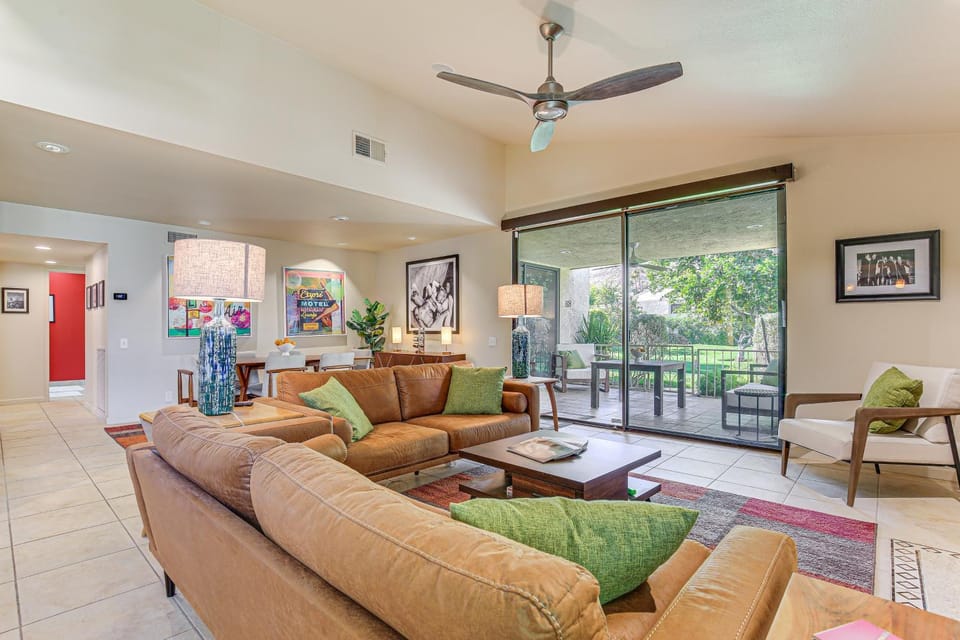Condo w/ Community Pools & Patios in Palm Springs! House in Palm Springs