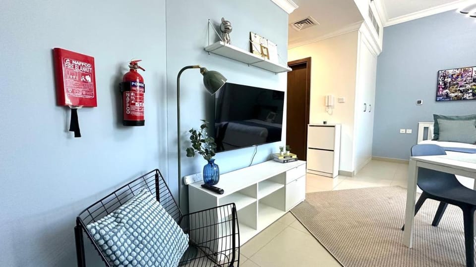 Spacious Luxury Studio Near Mall of the Emirates with Pool Access Apartment in Dubai
