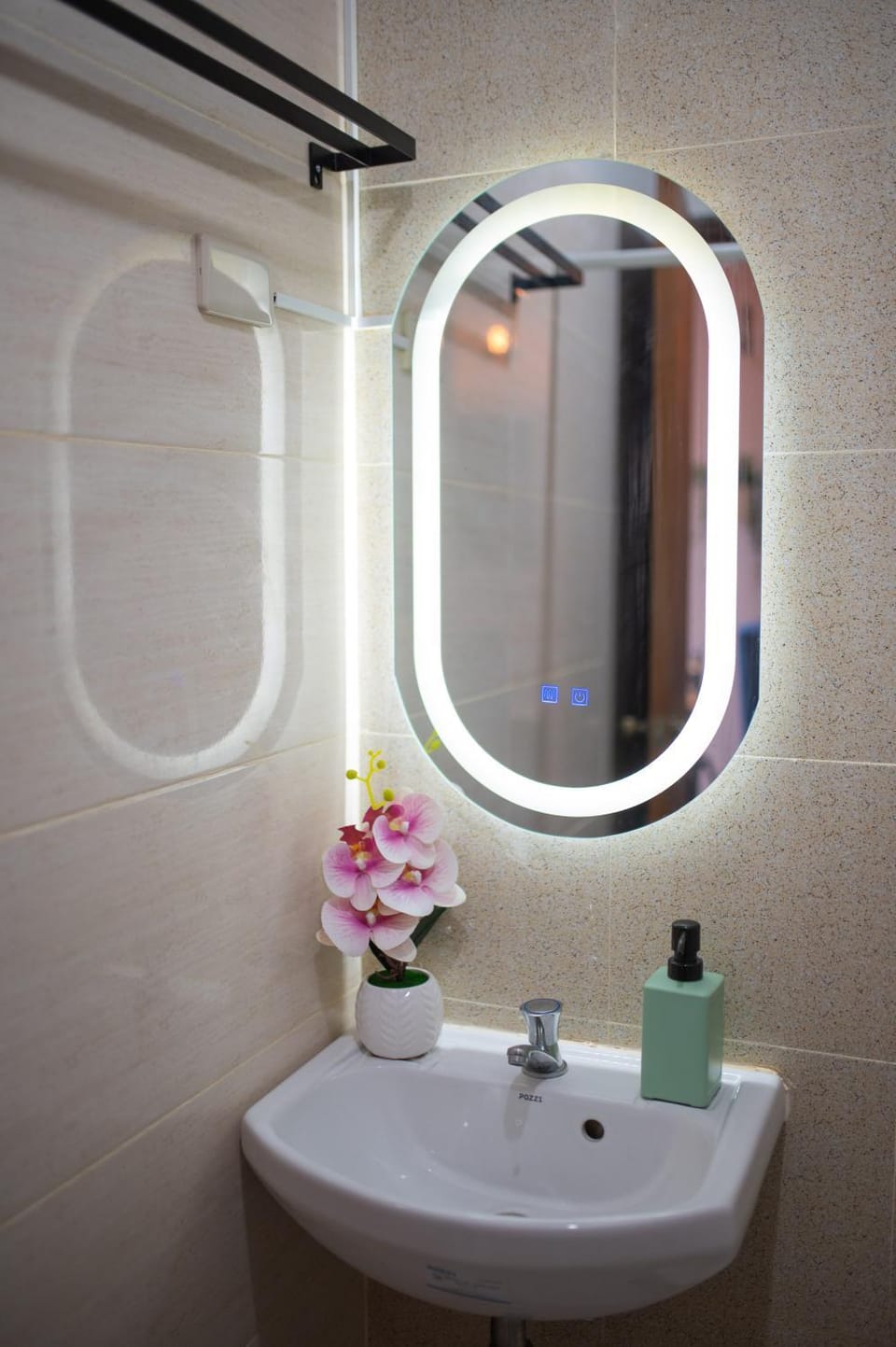 Cozy Vibes at Unit 104 Apartment in Batangas