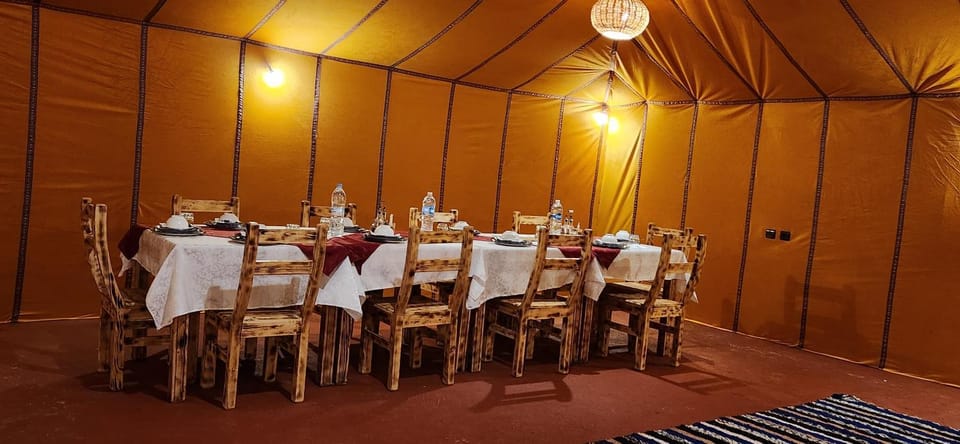 Restaurant/places to eat, Banquet/Function facilities