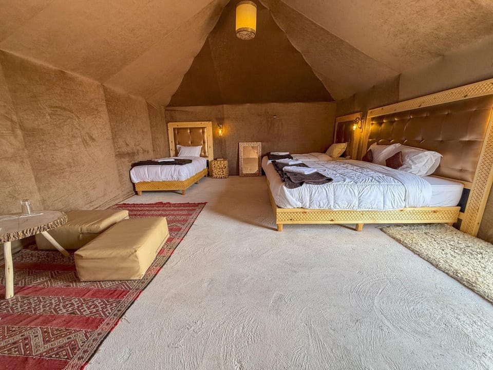 Bed, Photo of the whole room