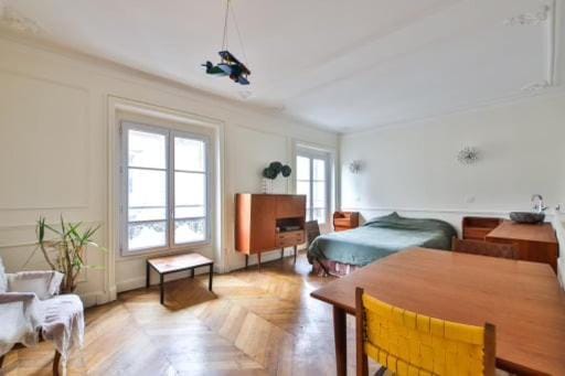 Republique of Paris Apartment in Paris