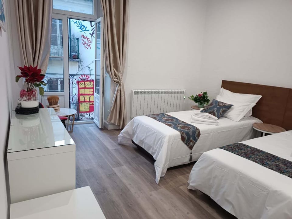 Bed, Bedroom